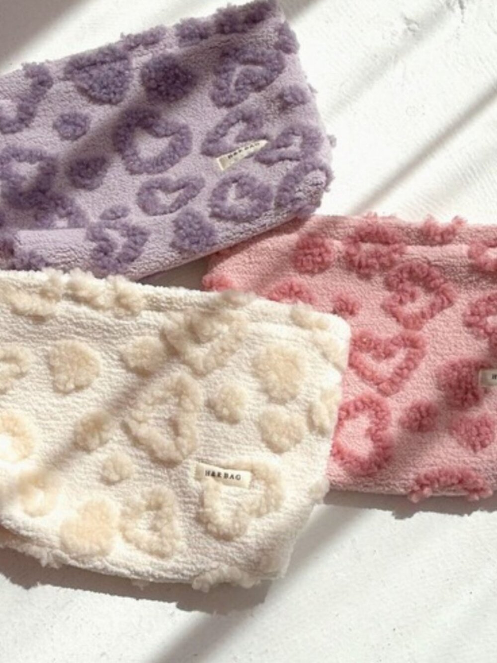 H&R BAG White Cream Plush Heart Makeup Cosmetic Toiletry Pouch
